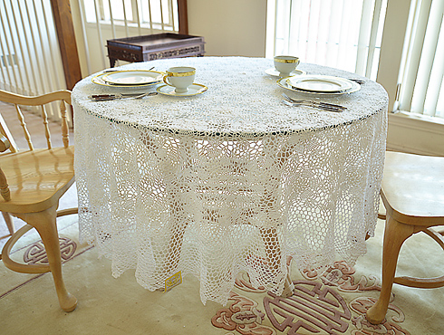 Crochet 90" x 90" Round Tablecloth. White - Click Image to Close